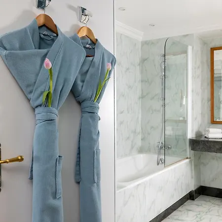 Le Littré Hotel 4*