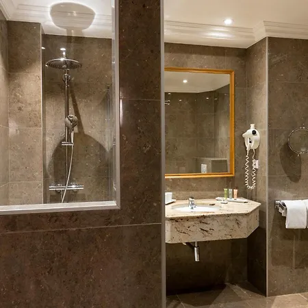 Hotel Le Littré 4*