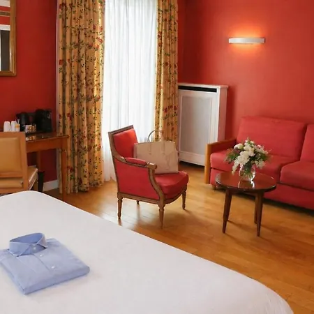 Le Littré Hotel