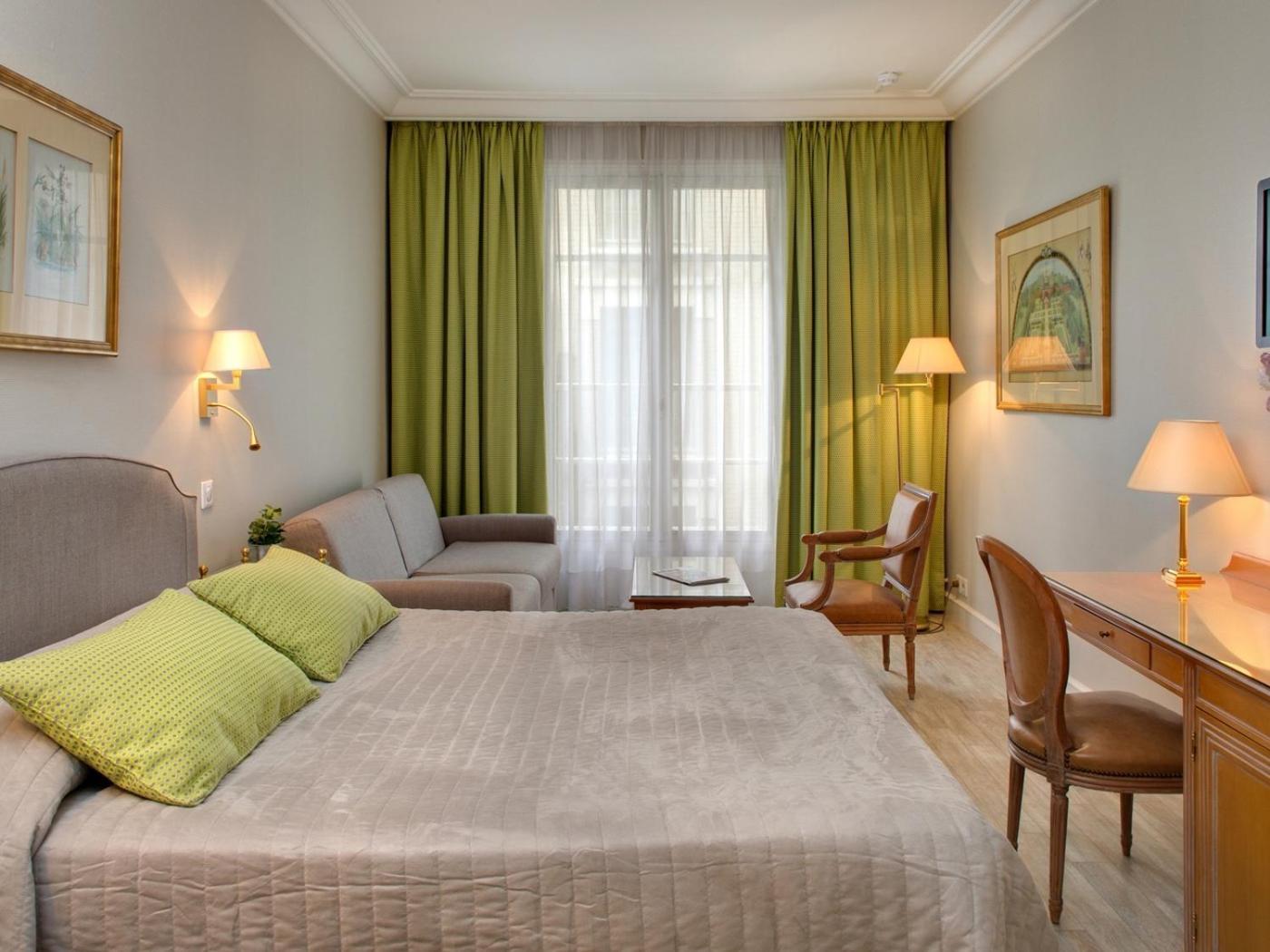 Hotel Le Littre 4*